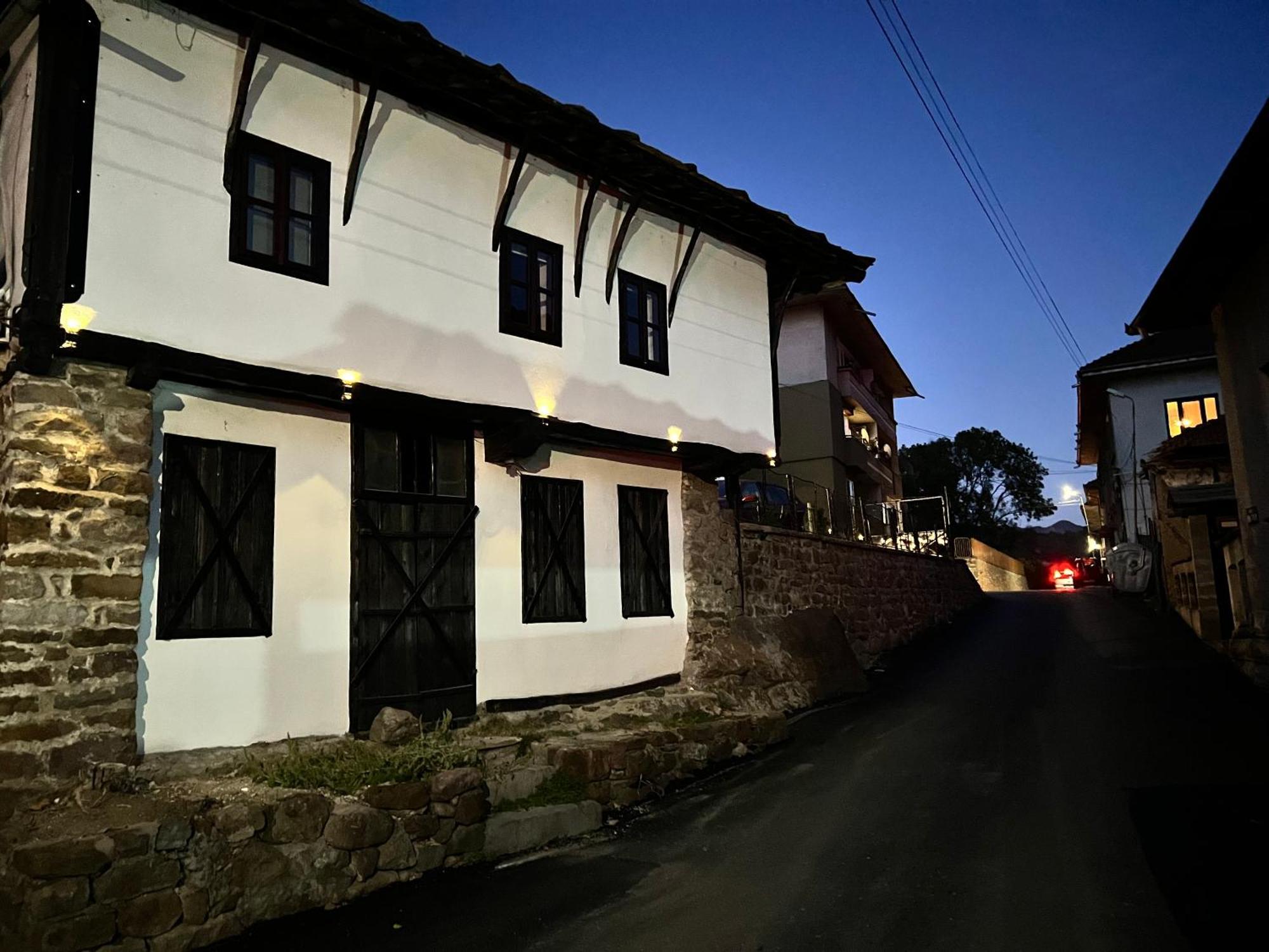 Туйковата Къща Tuikov'S House Teteven Exteriér fotografie